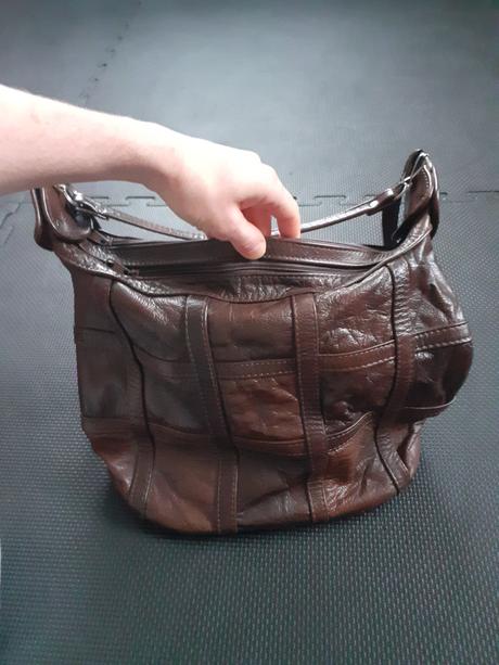 Kožená veľká hnedá kabelka so zipsami s podšívkou, 