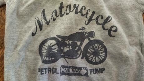 Pulóver motorka, 92