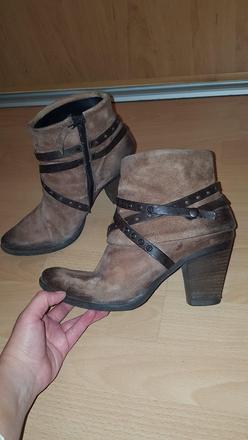 Talianske kožené čižmy mjus č.39, 39