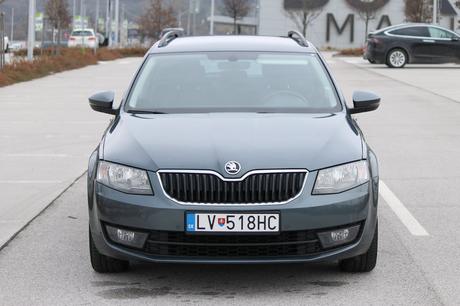 Škoda octavia combi 2.0 tdi style - bratislava, škoda