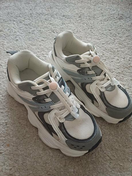 Štýlové tenisky, reserved,34