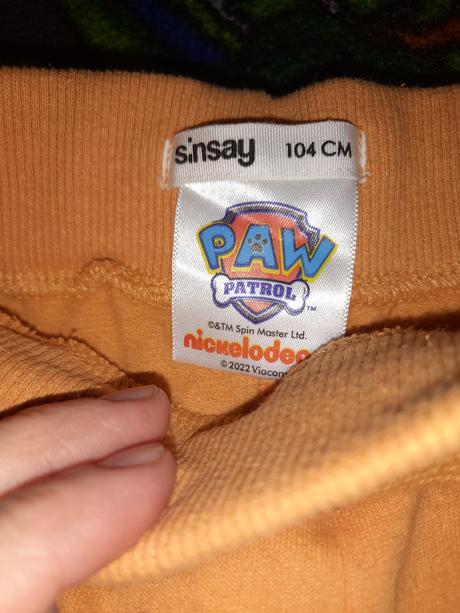 Tepláky, sinsay,104