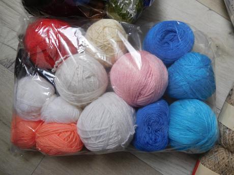 Vlna na ďalšiu tvorbu, čelenky, ponožky, čiapky,,