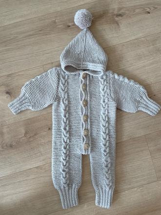 Strikovany overalik, 74