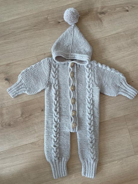 Strikovany overalik, 74