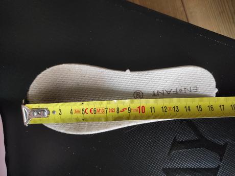 En fant gumáky, en fant,26