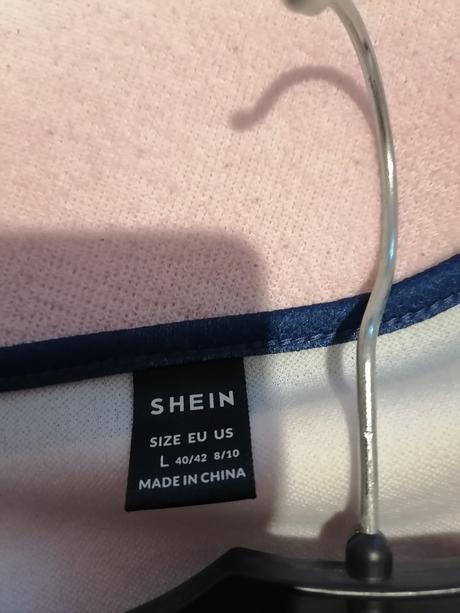 Šaty na slávnostné príležitosti, l