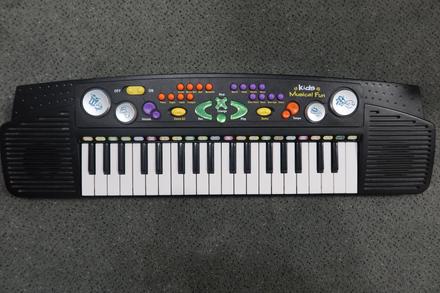 Detský klavír/syntetizátor,