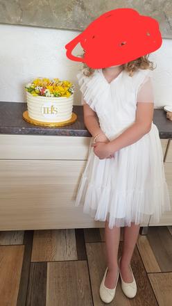 Sviatočné šaty, 140