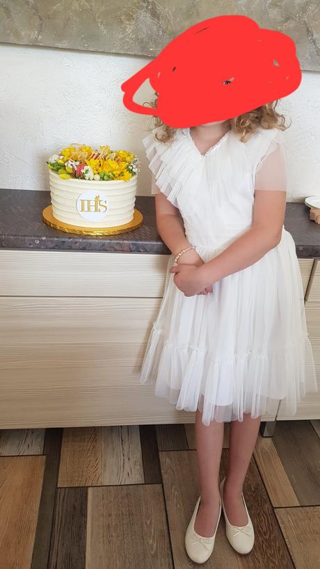 Sviatočné šaty, 140