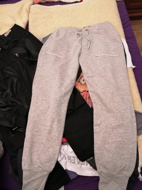 Balík jarno letno jesenných veci 16 ks už aj s poš, l