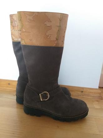 Celokozene cizmy, 30