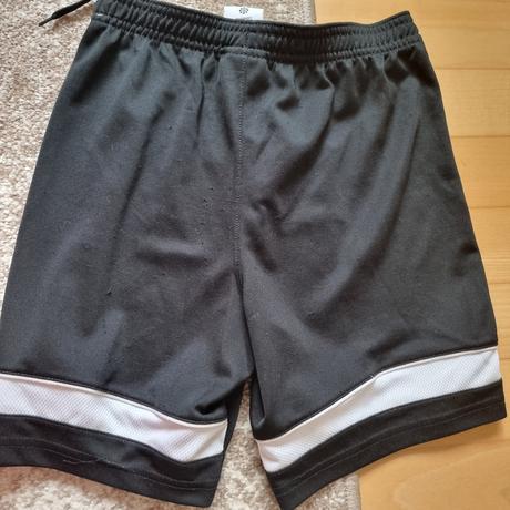 Funkcne treningove sortky 137-147, nike,140