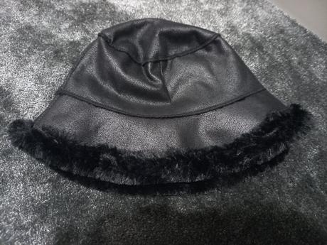 Stylovy klobuk - ciapka v.uni calliope, calliope