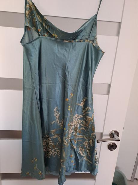 Nočná košieľka, 42