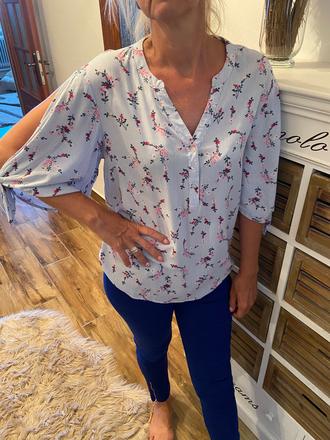 Blúzka kvety, l