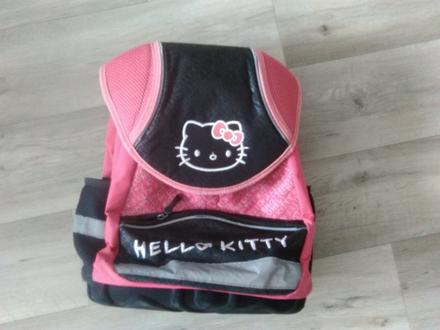 Školská taška hello kitty,