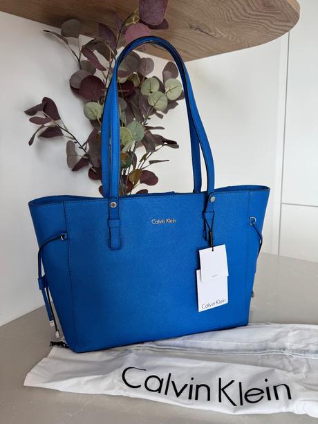 Calvin klein kožená kabelka, calvin klein