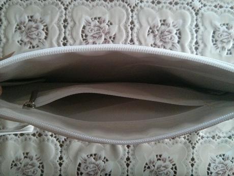 Trojfarebná kabelka do ruky-biela,ružová,čierna, 