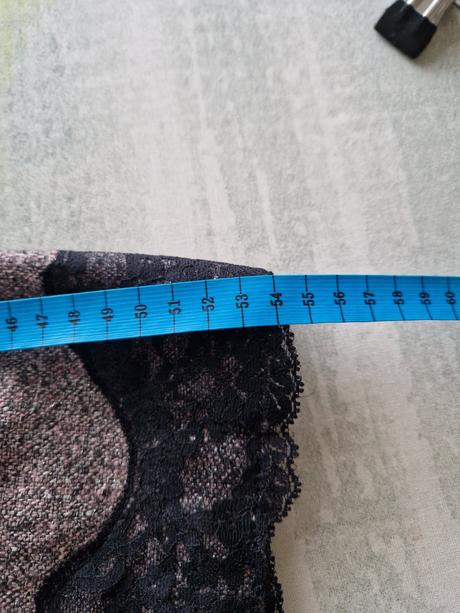 Tvídová áčková sukňa s krajkou xs, xs