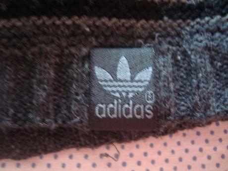 Siva ciapka, adidas,116