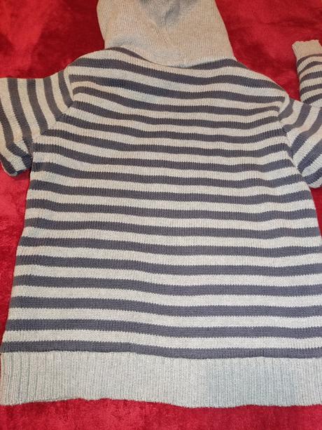 Hrubý sveter - bunda, cherokee,134