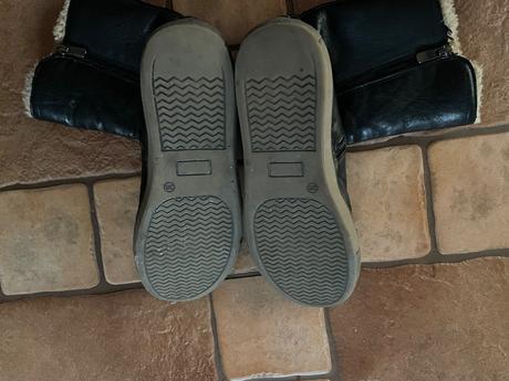 Čierne kožené cizmy, baťa,38