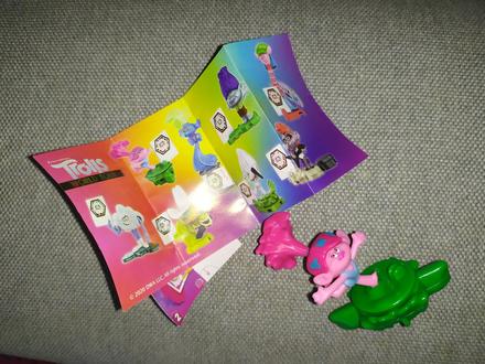 Kinder trolls world tour ruzova, 