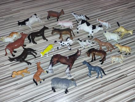 Domáce zvieratká 25ks,