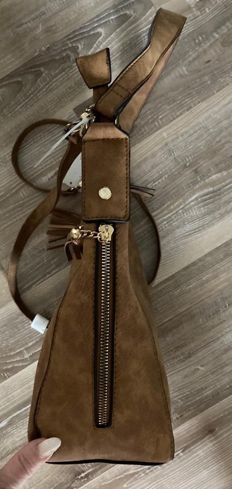 Krásna kabelka úplne nová,krásna farba, pepco