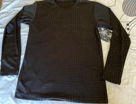 Elastické tričko so štruktúrou - potlačou v. m/l, m