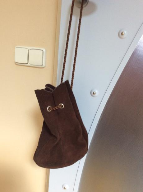 Kožený semišový batôžtek,