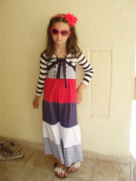 Dlhé šaty, veľ. 134, zn. tu,5 eur, tu,134