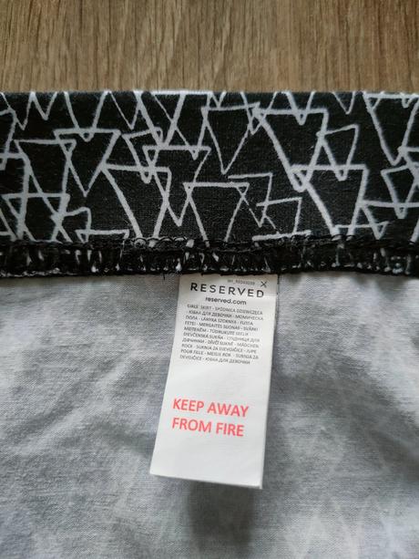 Dievčenská sukňa zn.reserved, veľ.152, reserved,152