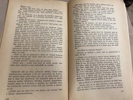 Kniha- zrádné vloupání, 