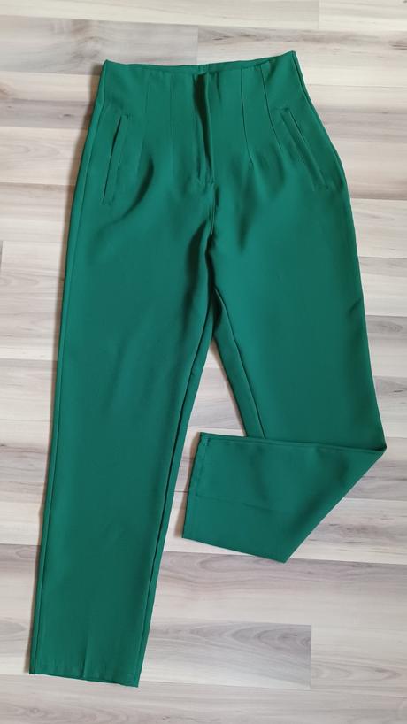 Nohavice s vysokým pásom, s