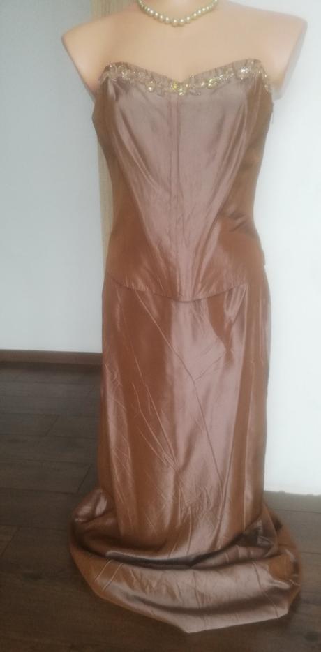 Slávnostný zlatý korzet, m