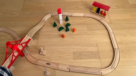 Vláčiková dráha s 2 mostami, 