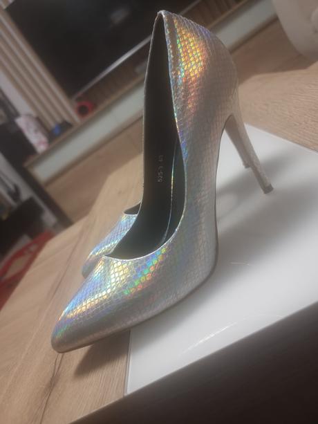 Lodicky hologramove, 40