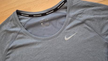 Tricko nike running dri-fit, nike,l