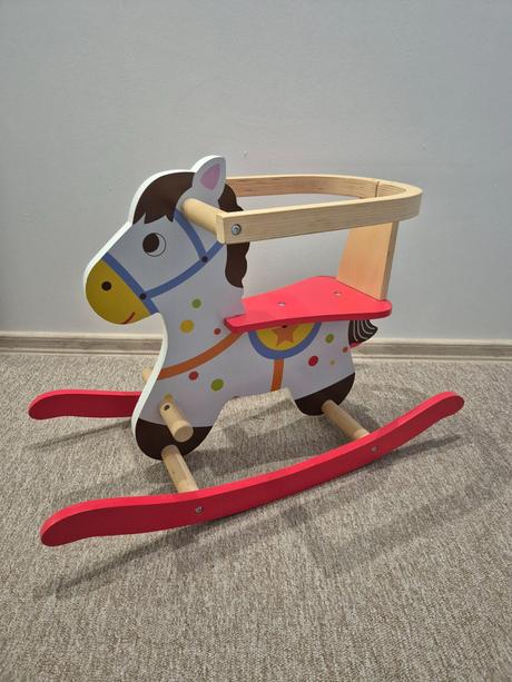 Hojdaci koník drevený, 