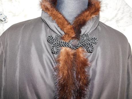 Pekna luxusna damska zimna bunda, 42