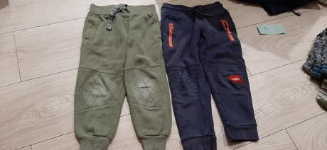 2x teplaky, lupilu,98