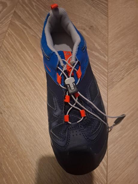 Turisticke tenisky quechua c. 38, 38