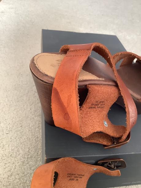 Kožené sandále dasia, 39