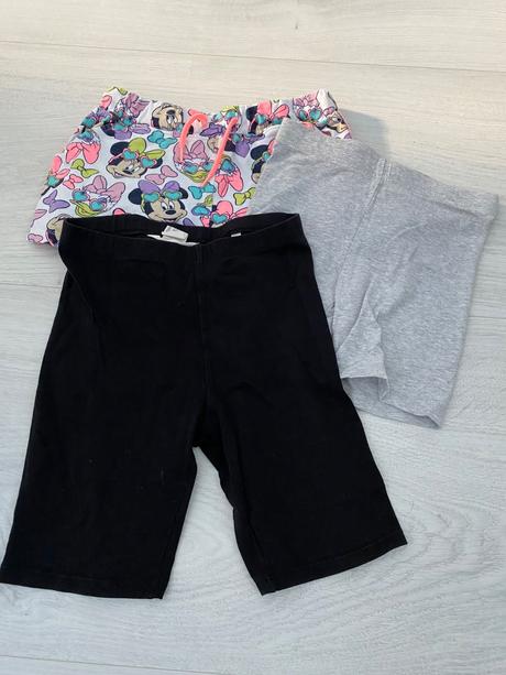 Balík oblečenia, 122–134