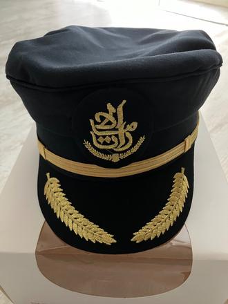 Pilotska capica emirates,