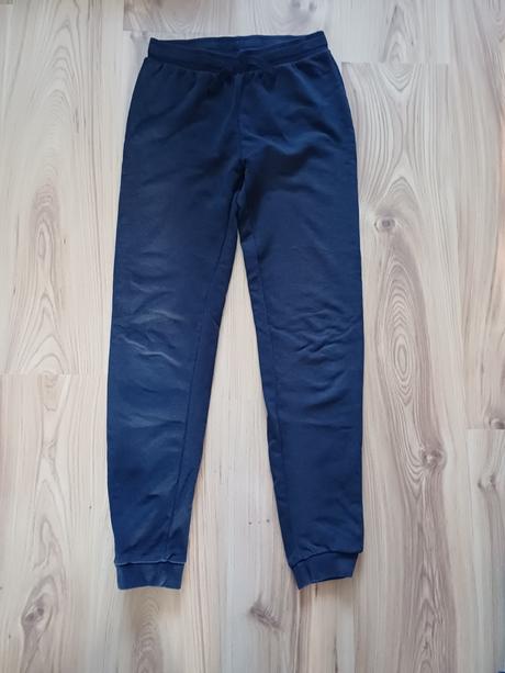 Teplaky, pepperts,146