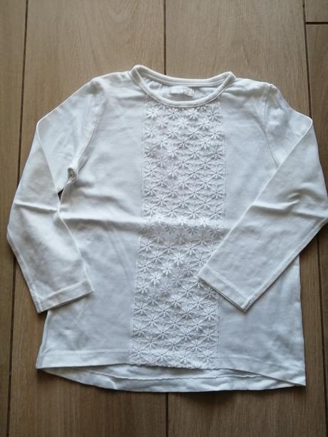 Biele tričká s dlhým rukávom, 104