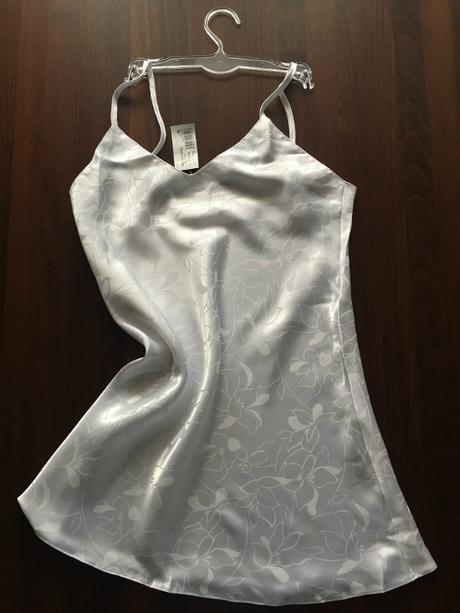 Saténová nočná košieľka, s